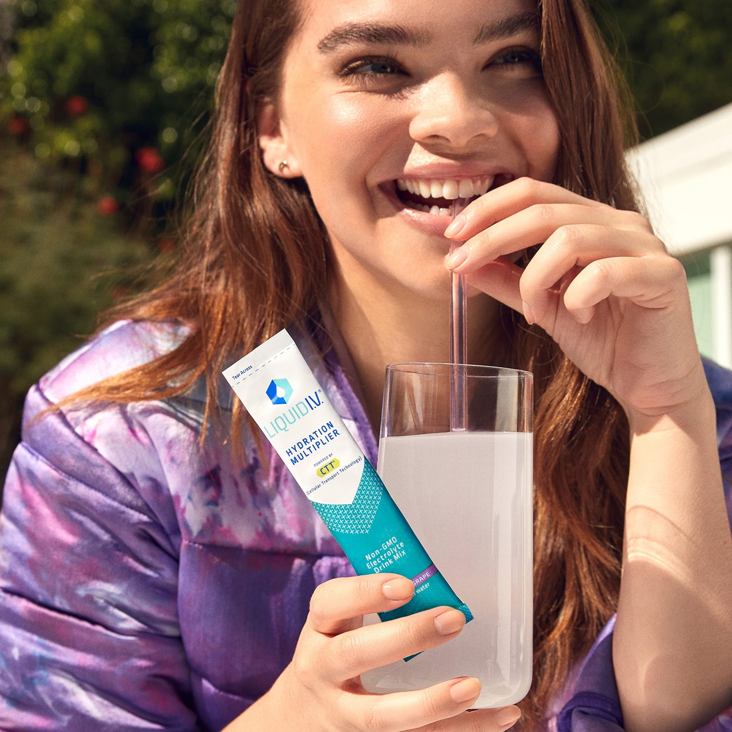 Liquid I.V. Hydration Multiplier - Concord Grape - Hydration Powder Packets | Electrolyte Drink Mix | Easy Open Single-Serving Stick | Non-GMO | 16 Sticks